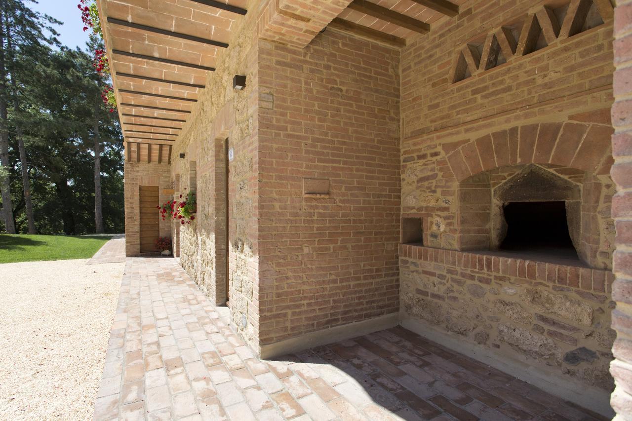 Casale San Galgano Aparthotel Chiusdino Exteriör bild